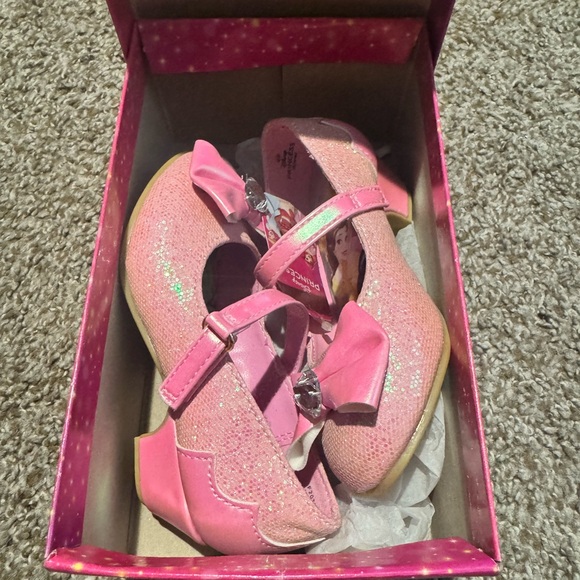 Disney Princess Toddler Heels - Picture 2 of 7